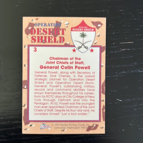 Desert storm trading card. General Colin Powell - Picture 2 of 3